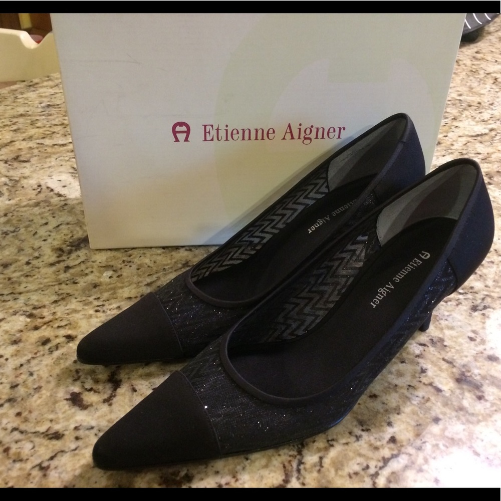 New never worn Etienne Aigner black heels 9 medium